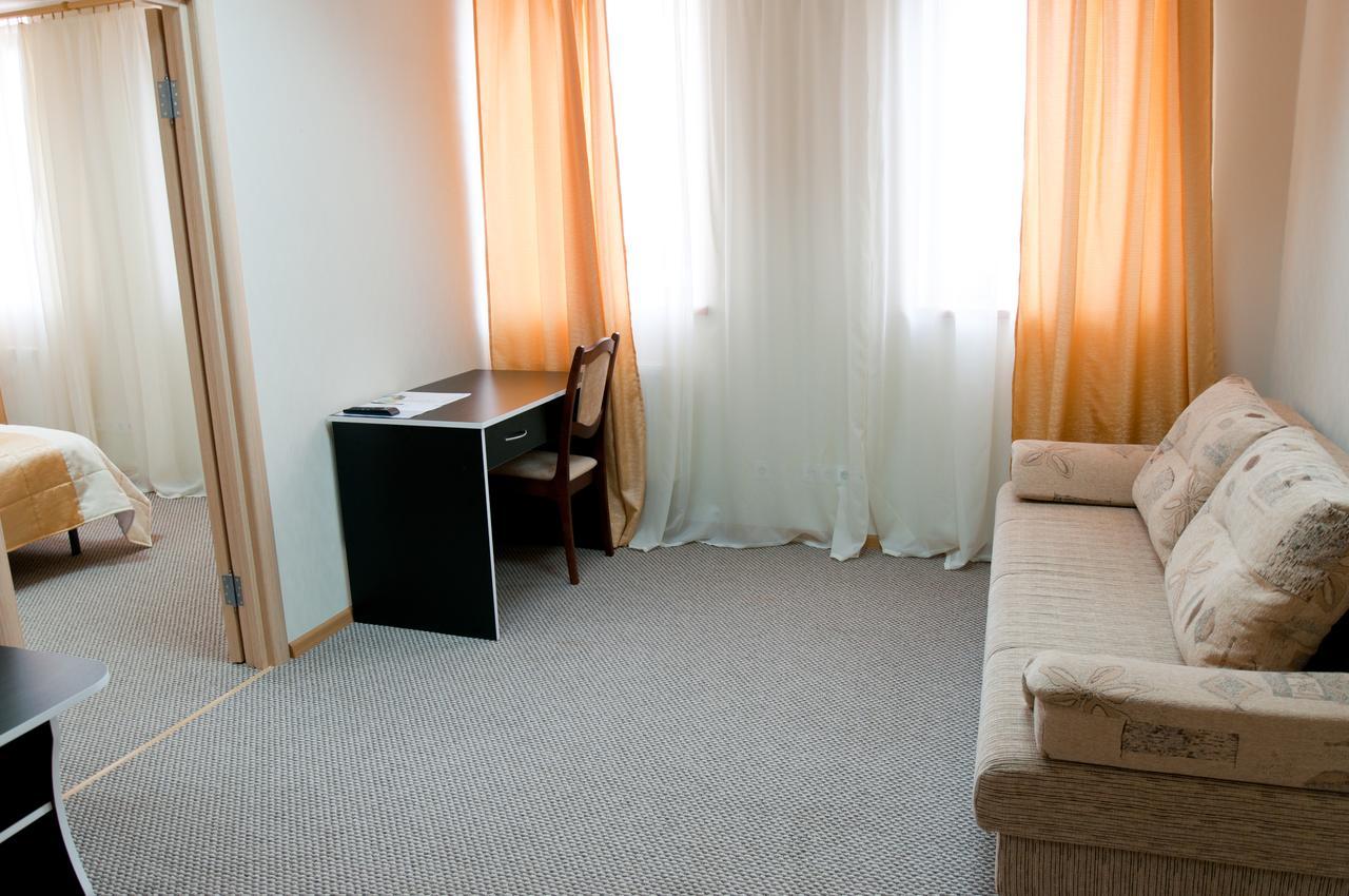 Avenue Hotel Zaslawye Bilik gambar